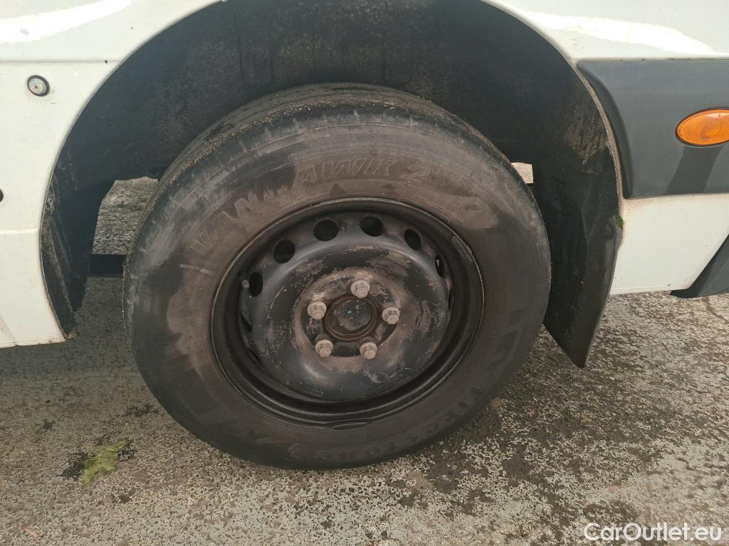  Nissan  NV400 NISSAN  VU 4p Fourgon L3H2 2.3 DCI TT 165 S/S 3500 Business #77