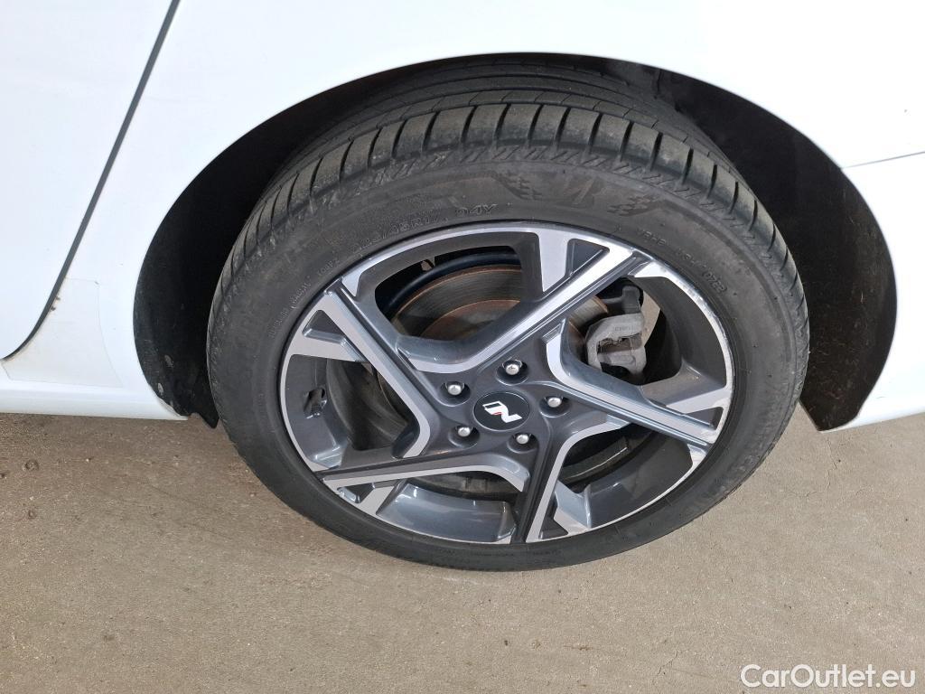  Hyundai  i30  cw N Line Mild-Hybrid 1.0 T-GDI 120CV BVA7 E6d #14