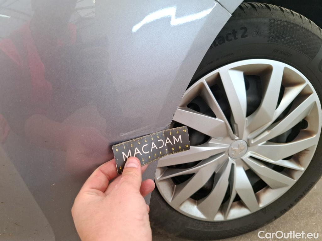  Peugeot  208  Premium 1.5 HDi 100CV BVM6 E6d #10