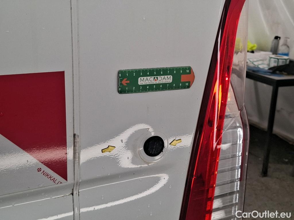  Nissan  NV400 NISSAN  VU 4p Fourgon L3H2 2.3 DCI TT 165 S/S 3500 Business #57