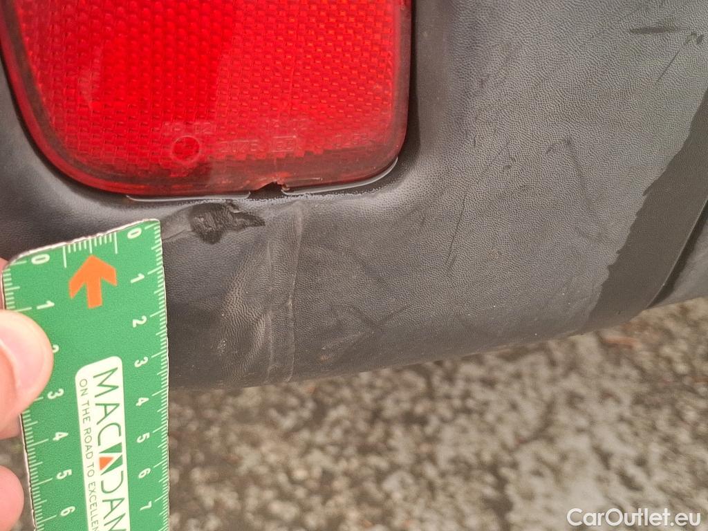  Nissan  NV400 NISSAN  VU 4p Fourgon L3H2 2.3 DCI TT 165 S/S 3500 Business #70