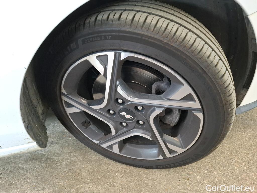  Hyundai  i30  cw N Line Mild-Hybrid 1.0 T-GDI 120CV BVA7 E6d #18