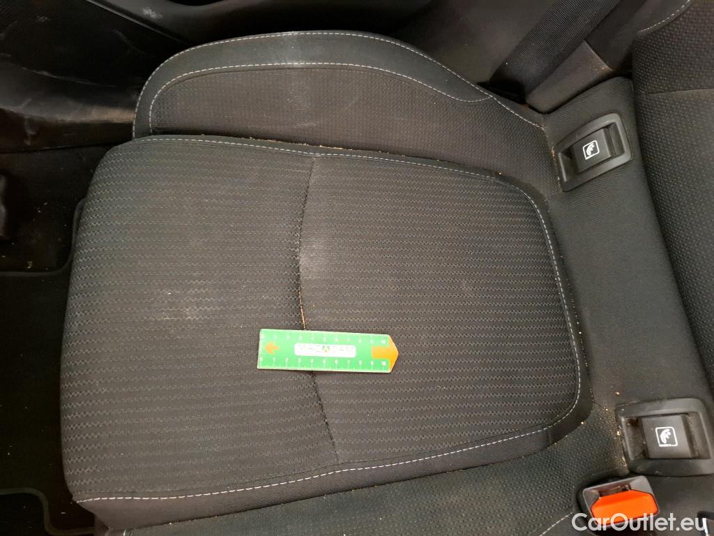  Renault  Megane  IV Grandtour Business 1.5 dCi 115CV BVA7 E6d #35