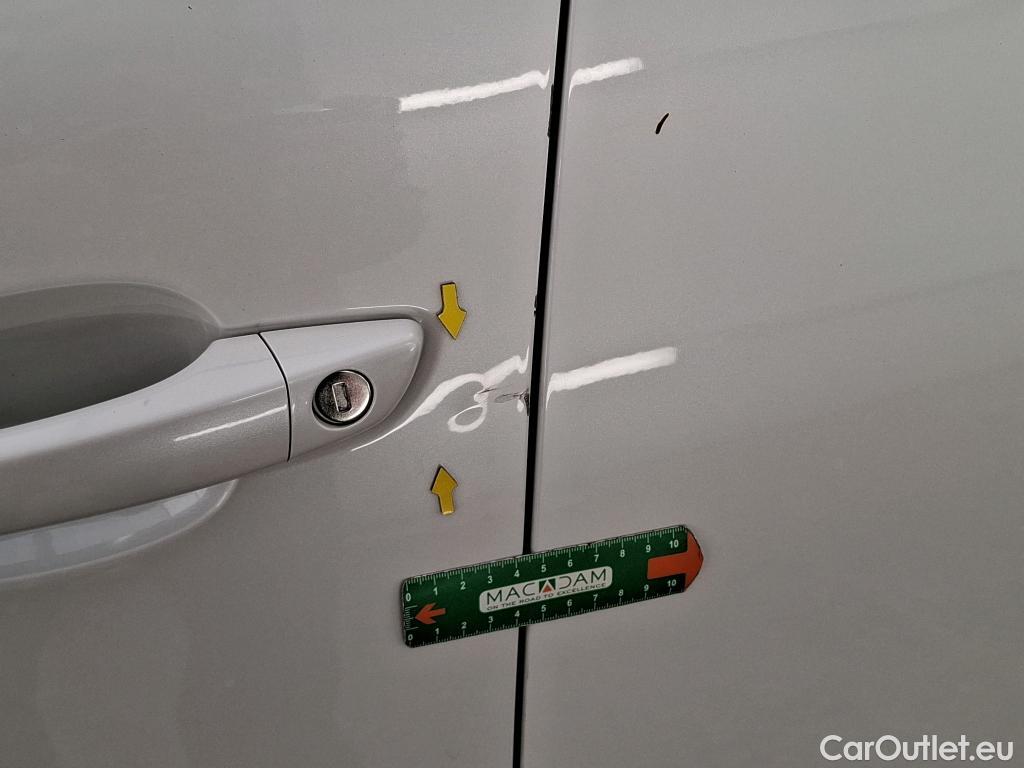  Peugeot  3008 PEUGEOT  / 2020 / 5P / SUV BlueHDi 130 S&S EAT8 Active Busine #3