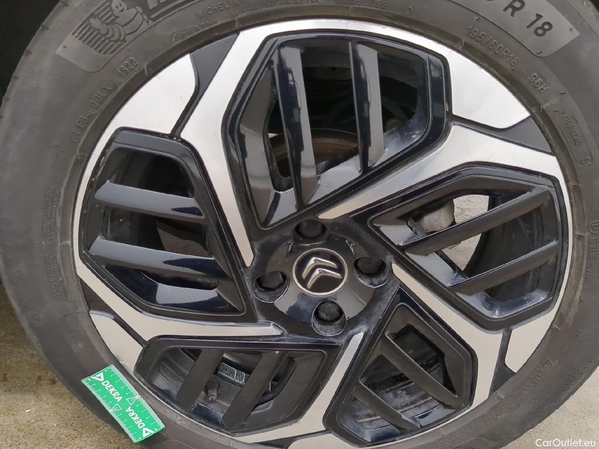  Citroen  C4  Berline Shine 1.5 BlueHDI 110CV BVM6 E6d #4