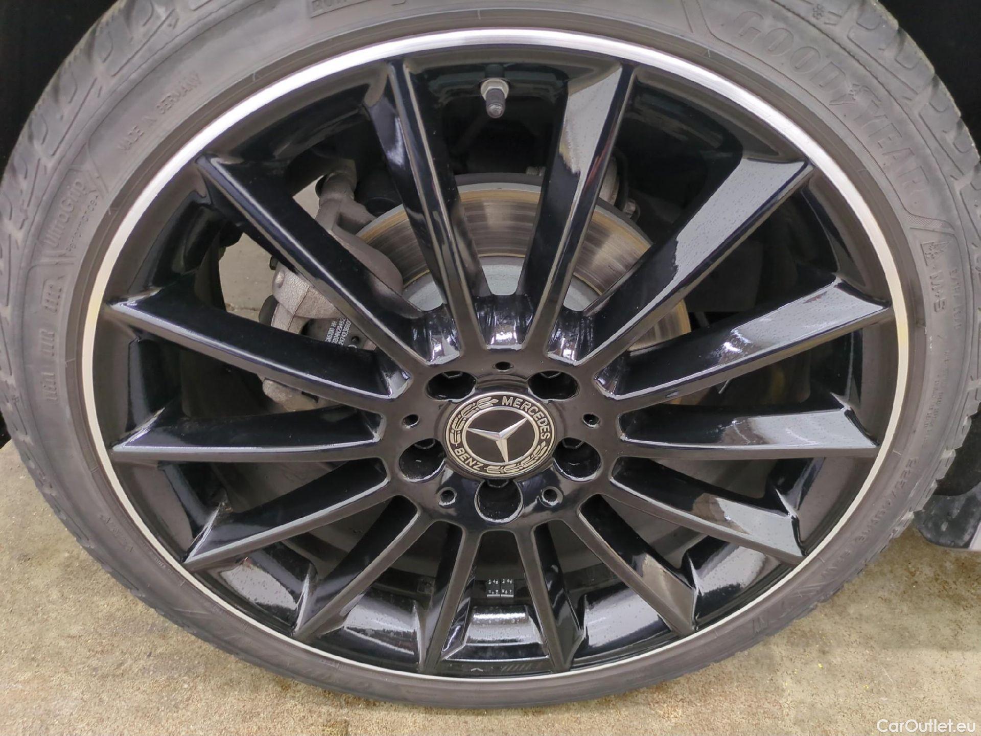  Mercedes  CLA-Klasse MERCEDES-BENZ CLA Shooting Brake / 2019 / 5P / Break CLA 200 d AMG Line BA8 #11