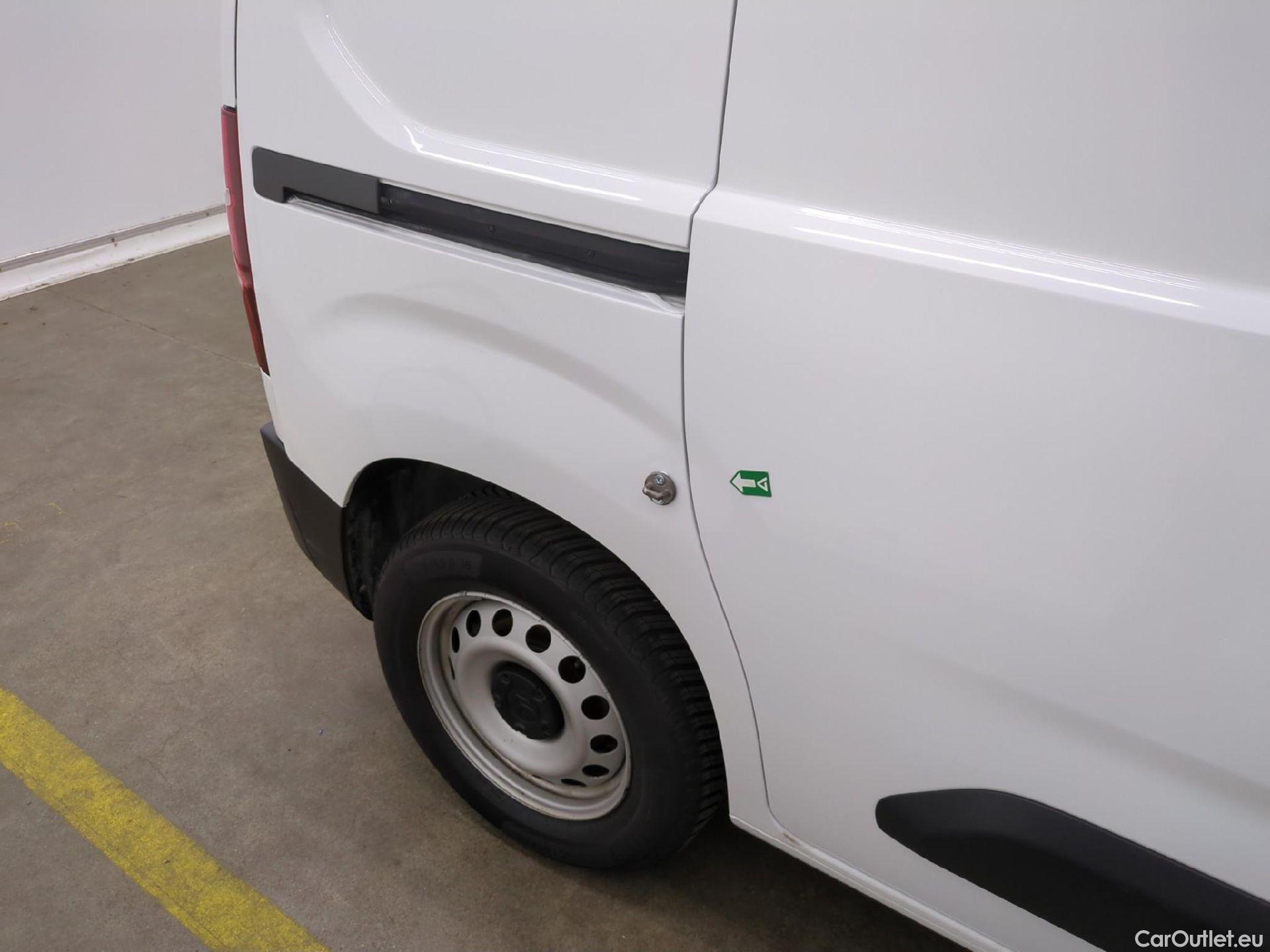  Citroen  Berlingo  Fourgon Worker M 1000 1.2 PureTech 130CV BVA8 E6d #4