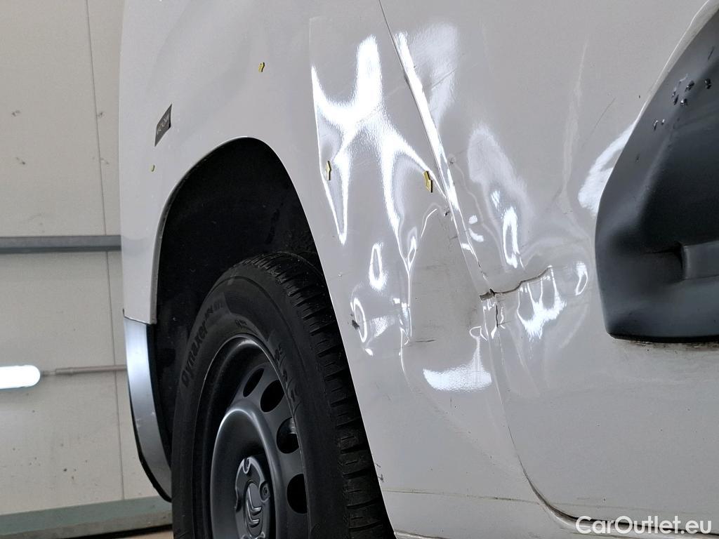  Citroen  Berlingo  Fourgon Club XL 950 1.5 BlueHDi 100CV BVM5 E6dT #7