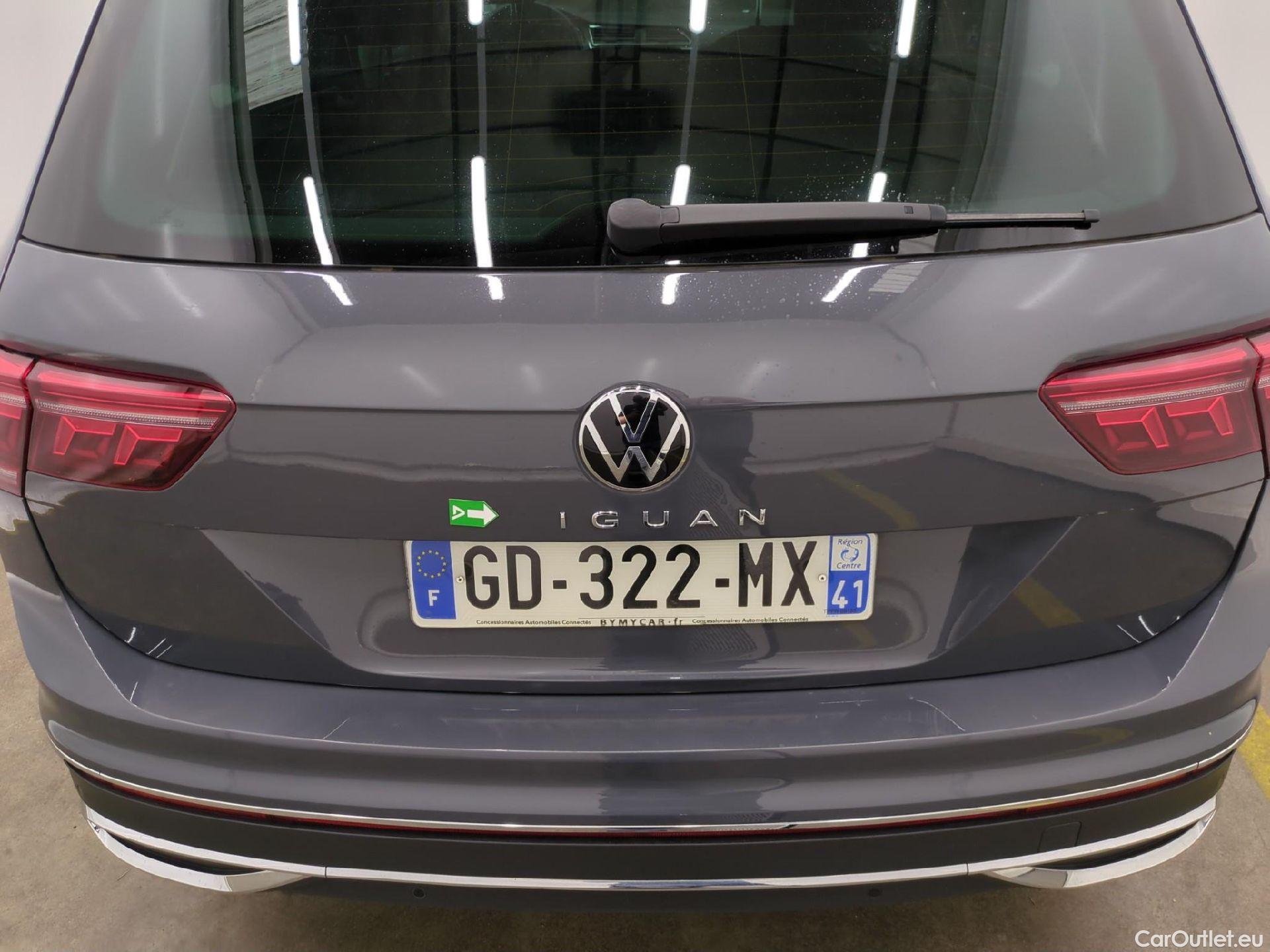  Volkswagen  Tiguan VOLKSWAGEN  / 2020 / 5P / SUV 2.0 TDI 150 DSG7 Elegance #25