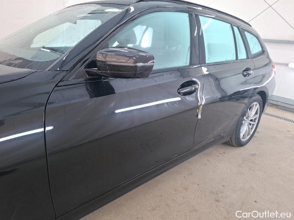  Bmw  Serie 3 BMW Série 3 Touring / 2022 / 5P / Break 320d 190ch Business Design BVA8 #9