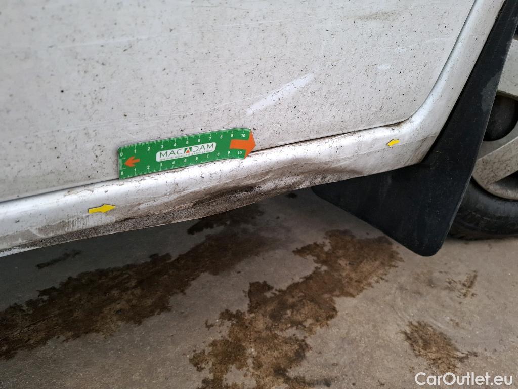  Nissan  NV400 NISSAN  / 2014 / 4P / Fourgon tôlé L2H2 2.3 dCi 135 3t5 Optima #27