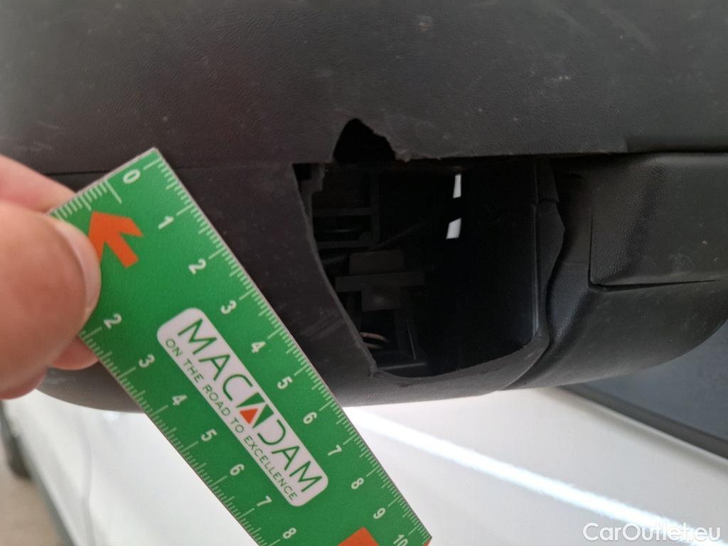  Renault  Trafic RENAULT  VU 4p Fourgon FG GCF L2H1 1300 dCi 120 #63