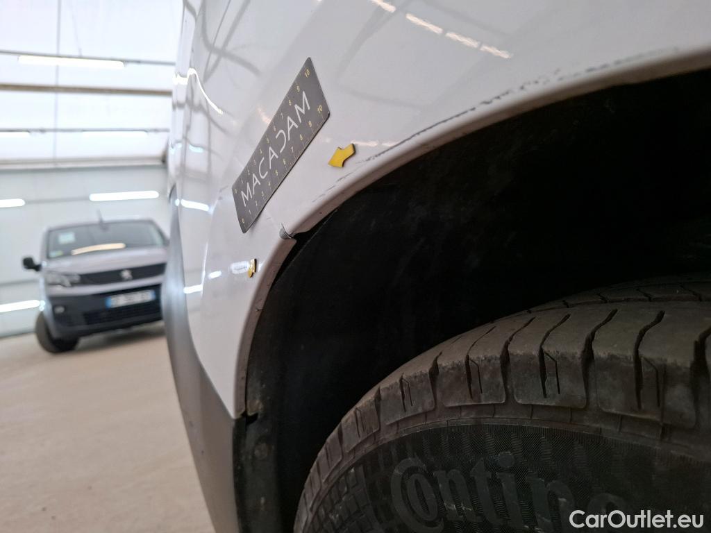  Citroen  Jumpy  Fourgon Club M 2.0 BlueHDi 120CV BVM6 E6dT #25