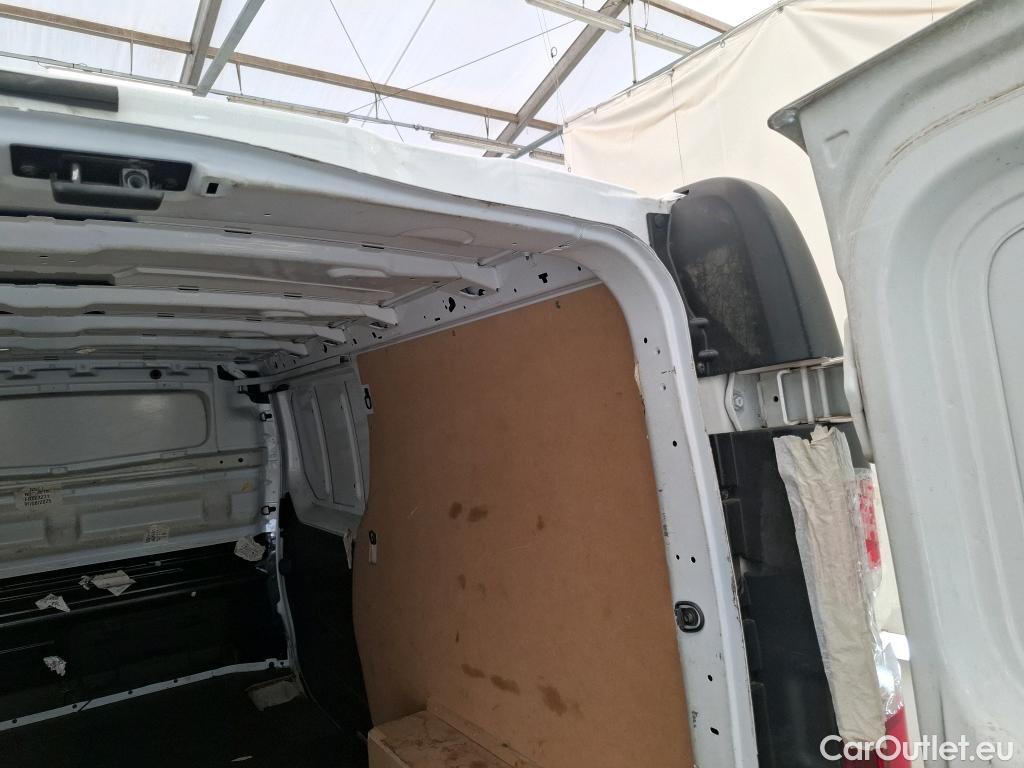  Renault  Trafic RENAULT  VU 4p Fourgon FG GCF L2H1 1300 dCi 120 #100