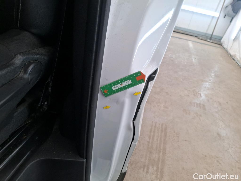  Renault  Trafic RENAULT  VU 4p Fourgon FG GCF L2H1 1300 dCi 120 #112