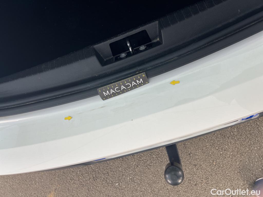  Peugeot  208  Premium 1.2 PureTech 75CV BVM5 E6d #7