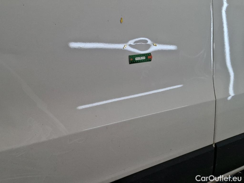  Renault  Trafic RENAULT  VU 4p Fourgon FG GCF L2H1 1300 dCi 120 #28