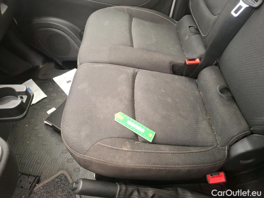  Renault  Trafic RENAULT  VU 4p Fourgon FG GCF L2H1 1300 dCi 120 #121