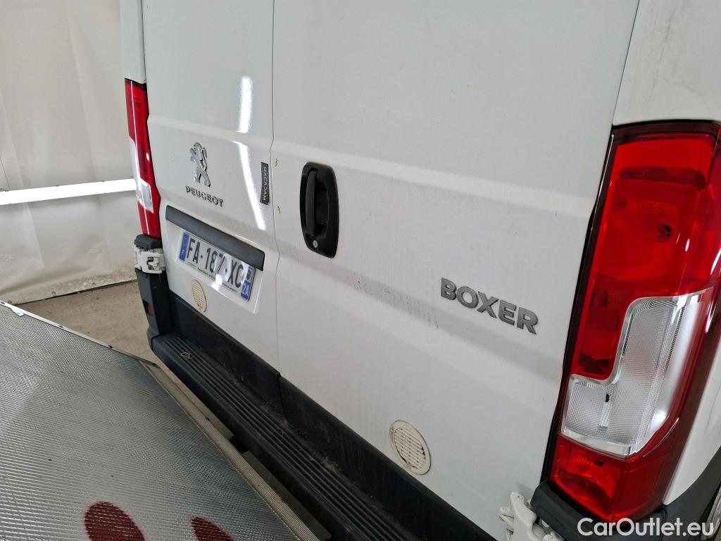  Peugeot  Boxer  VU 4p Fourgon 2.0 BLUEHDI 130 S&S PREMIUM 335 L3H2 / RAMPE HYDROLIQUE #10