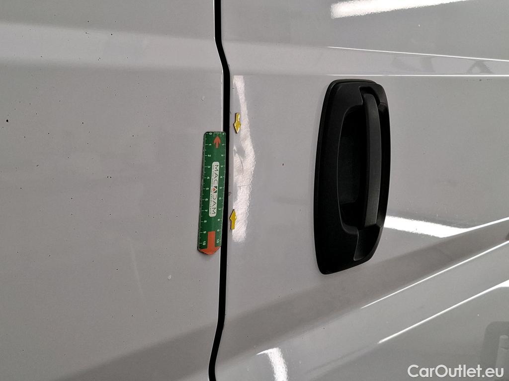  Fiat  Ducato FIAT   2014  4P   Fourgon tôlé 2 3 Multijet 120 3 0 M H2 Business #18