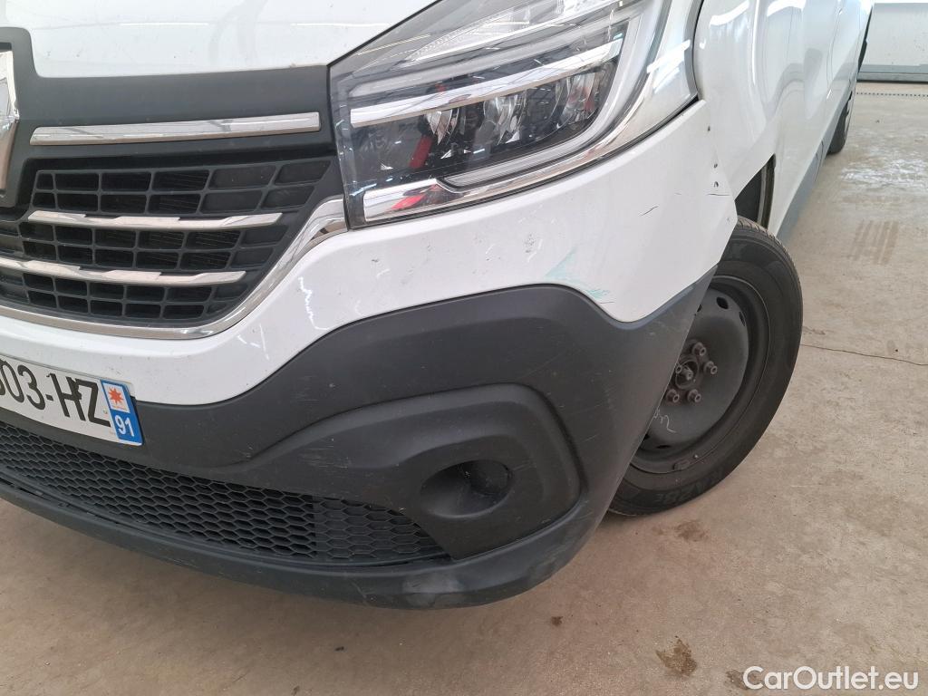  Renault  Trafic RENAULT  VU 4p Fourgon FG GCF L2H1 1300 dCi 120 #42
