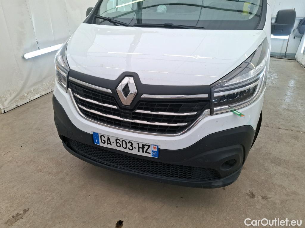  Renault  Trafic RENAULT  VU 4p Fourgon FG GCF L2H1 1300 dCi 120 #64