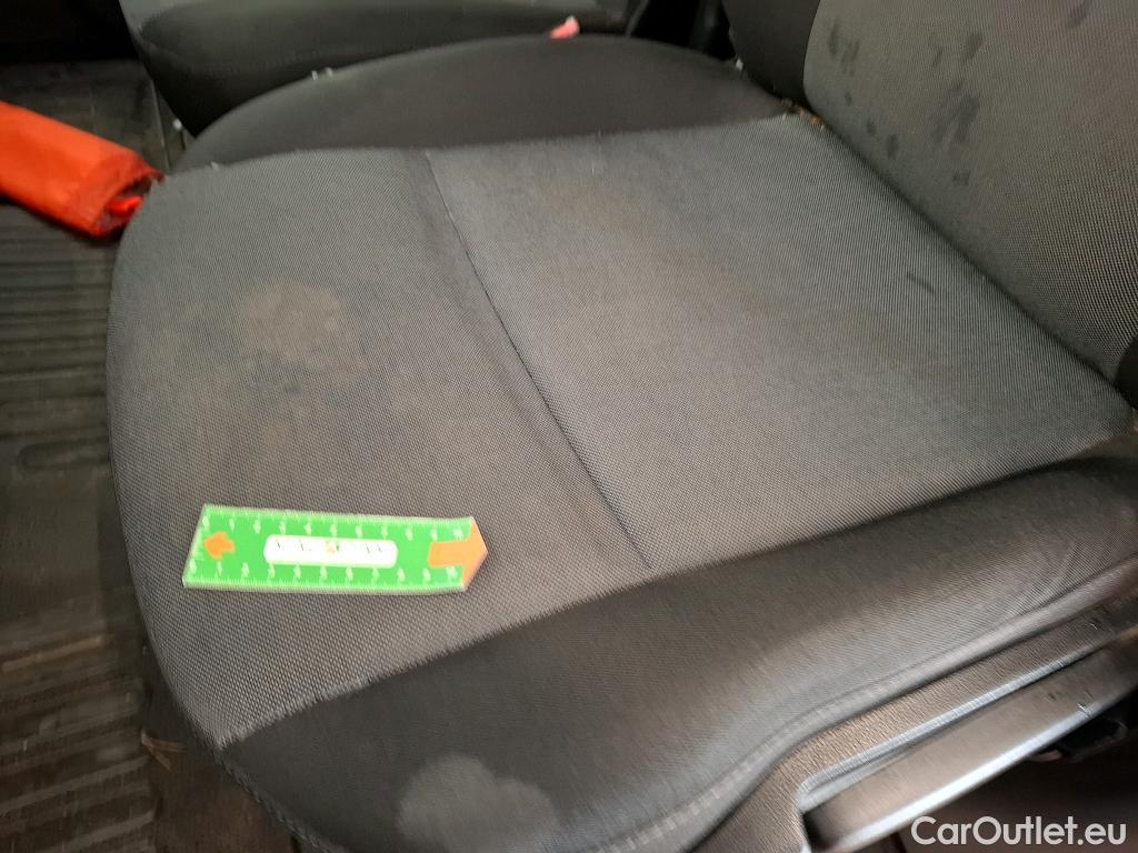  Nissan  NV400 NISSAN  / 2014 / 4P / Fourgon tôlé L2H2 2.3 dCi 135 3t5 Optima #40