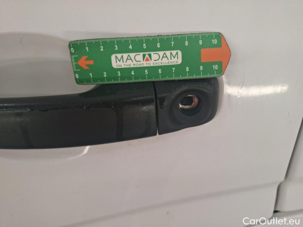  Renault  Master  III Fourgon L1H1 3 3 Grand Confort 2.3 dCi 130CV BVM6 E6 #16