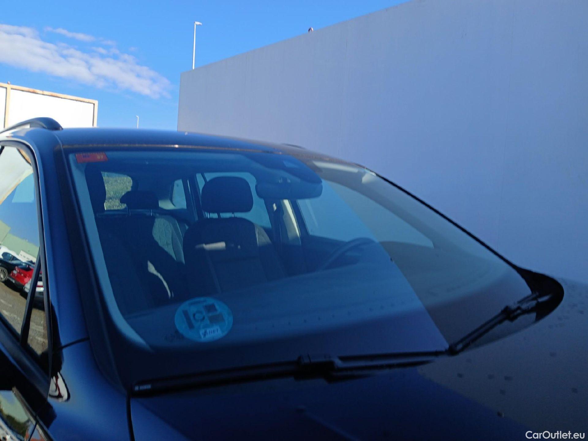  Volkswagen  Tiguan VOLKSWAGEN  / 2020 / 5P / todoterreno Life 2.0 TDI 110kW (150CV) DSG (AC2) #2
