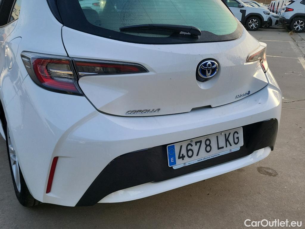  Toyota  Corolla TOYOTA  1.8 125H ACTIVE TECH E-CVT #30