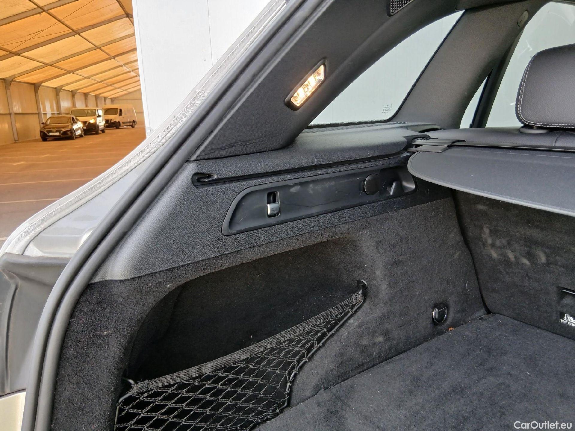  Mercedes  G-Klasee MERCEDES-BENZ Clase GLC / 2019 / 5P / todoterreno GLC 300 de 4MATIC #36
