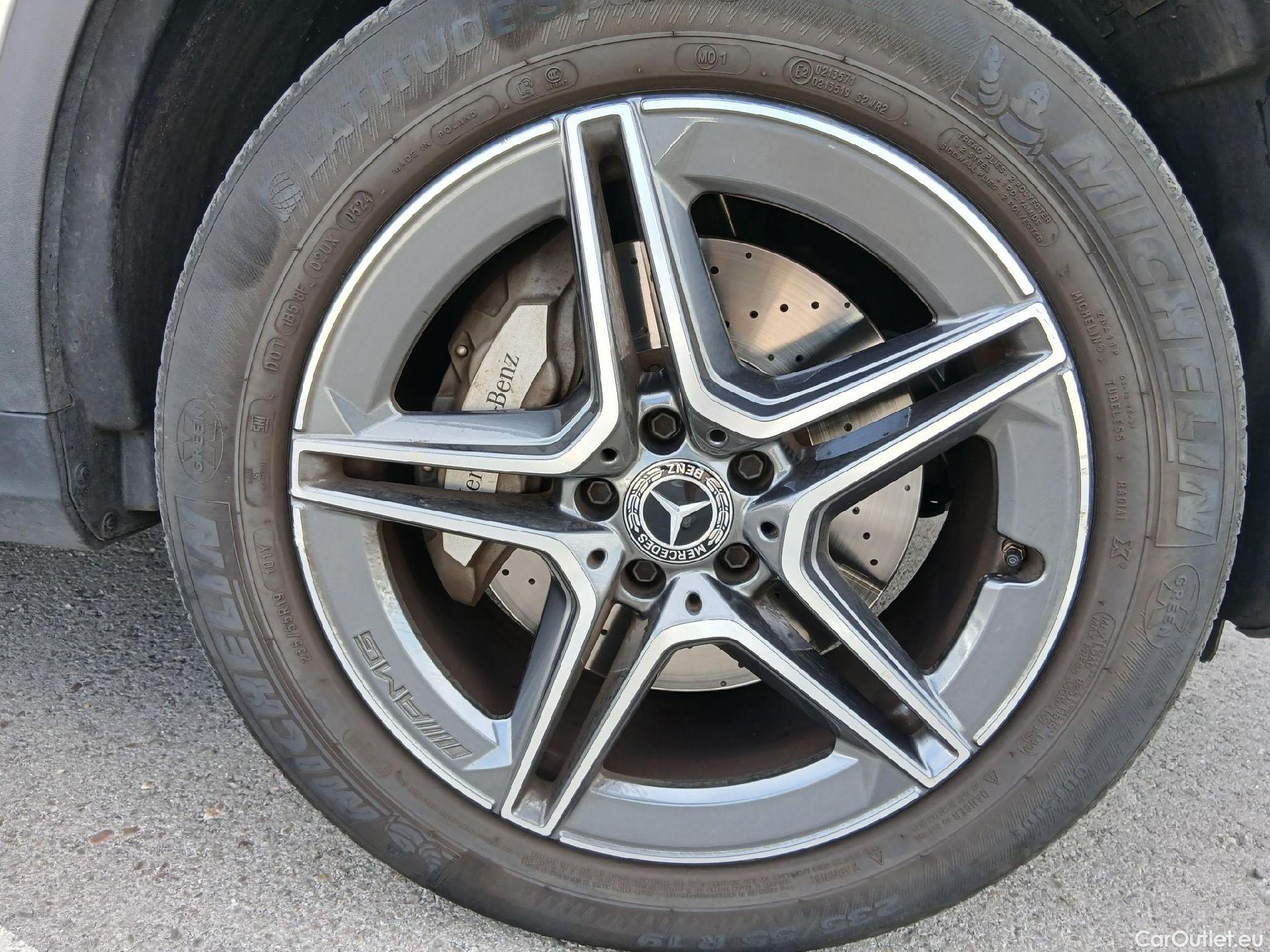  Mercedes  G-Klasee MERCEDES-BENZ Clase GLC / 2019 / 5P / todoterreno GLC 300 de 4MATIC #51