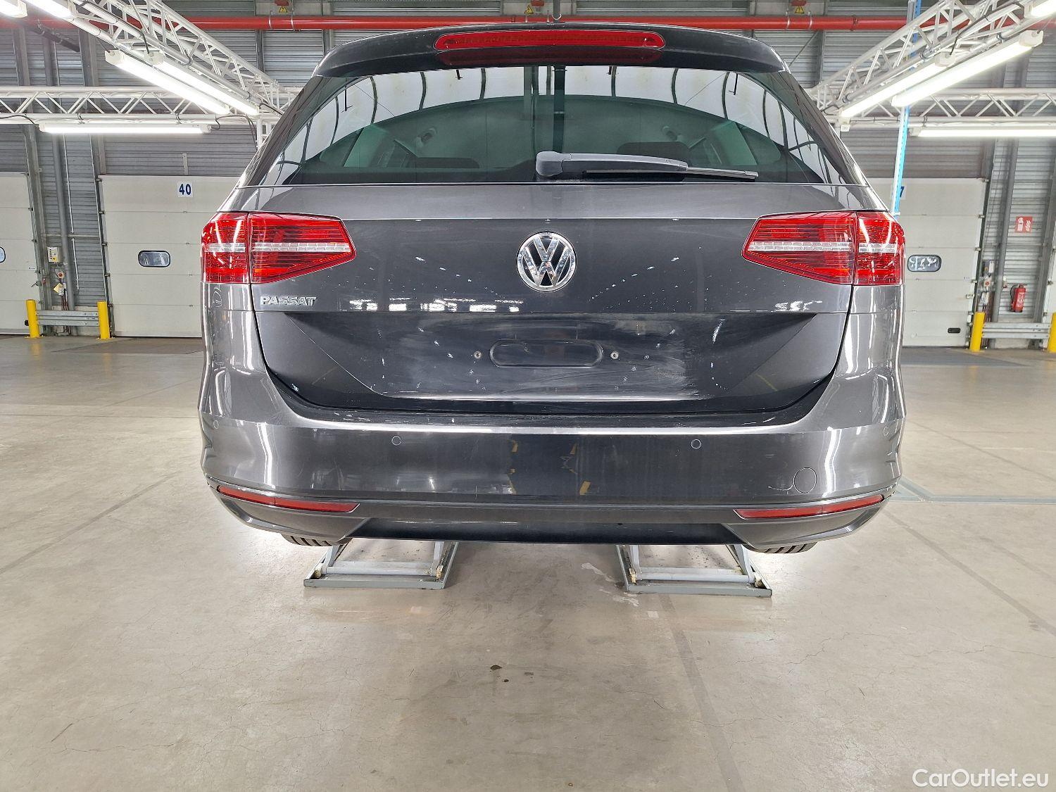  Volkswagen  Passat VW,  Variant '14, Volkswagen  Variant 1.6 TDI Comfortline Busi #31