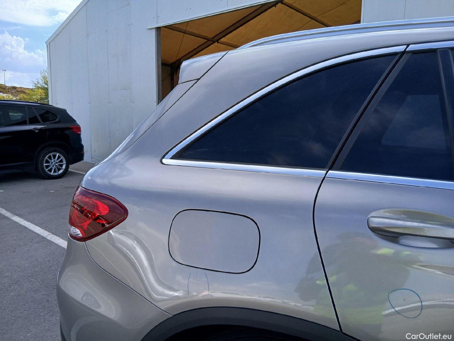  Mercedes  G-Klasee MERCEDES-BENZ Clase GLC / 2019 / 5P / todoterreno GLC 300 de 4MATIC #33