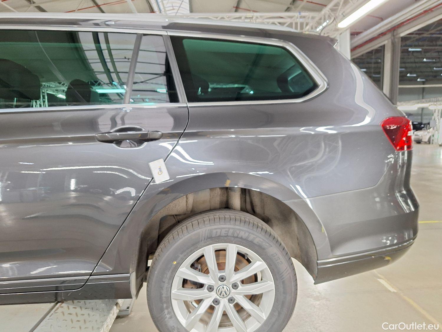  Volkswagen  Passat VW,  Variant '14, Volkswagen  Variant 1.6 TDI Comfortline Busi #37