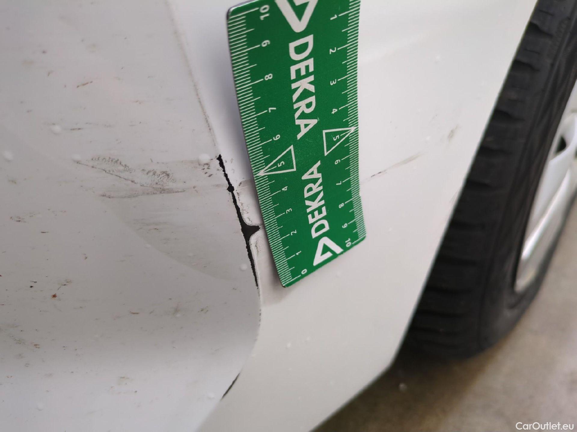  Peugeot  208  Premium 1.5 HDi 100CV BVM6 E6d #9