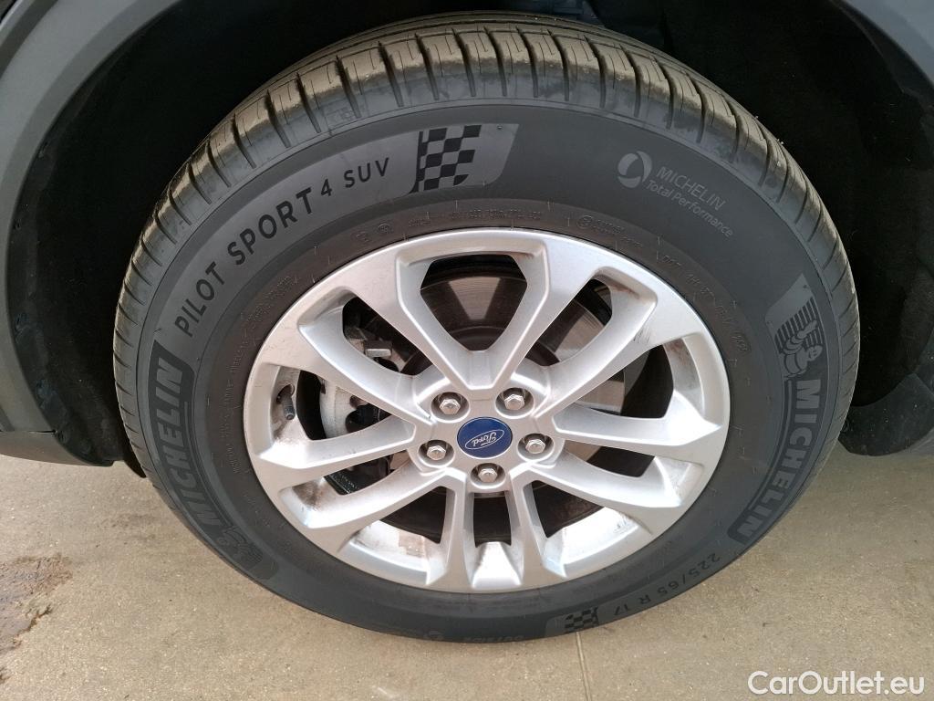  Ford  Kuga  Titanium Hybrid 2.5 190CV BVA6 E6dT #18