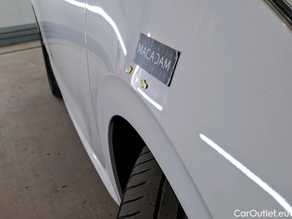  Peugeot  208  Signature 1.2 PureTech 80CV BVM5 E6dT #27