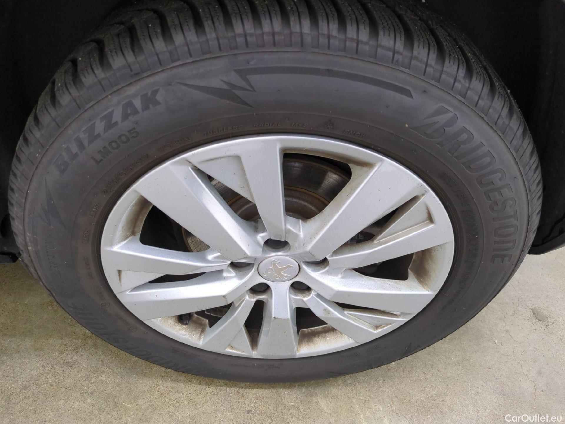  Peugeot  3008  Active Business 1.2 PureTech 130CV BVA8 E6d #15