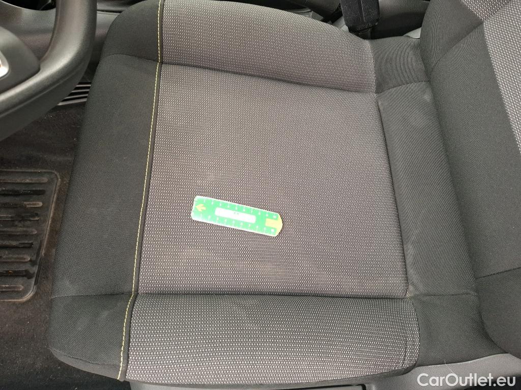  Citroen  C3 CITROEN  Société VU 5p Berline BlueHDi 100 SandS BVM Feel Nav #23