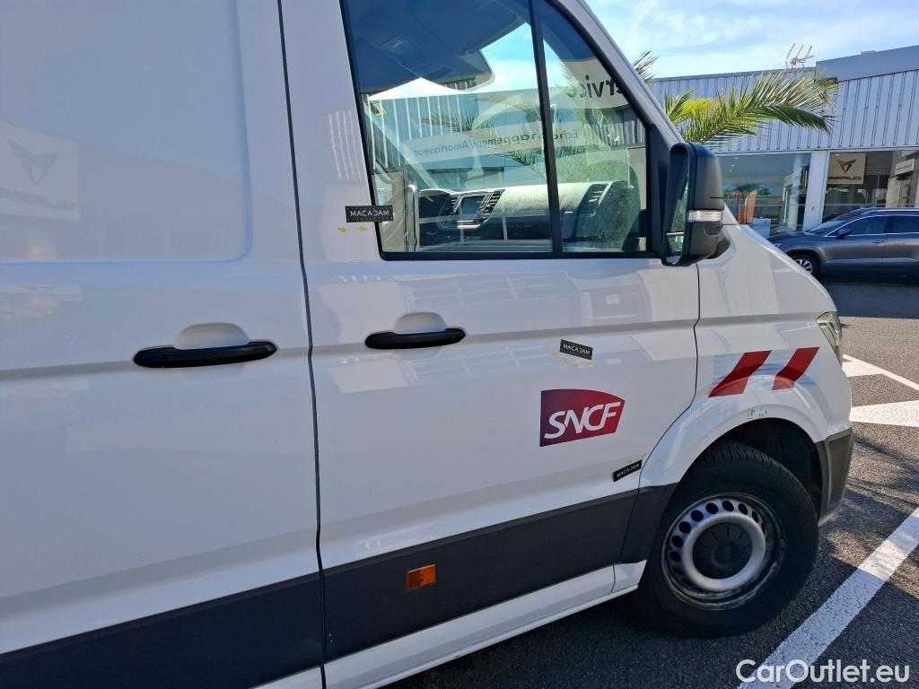  Volkswagen  Crafter  Fourgon Fourgon 35 mittlerer Radstand mit Hochdach FWD 2.0 140CV BVM6 #14