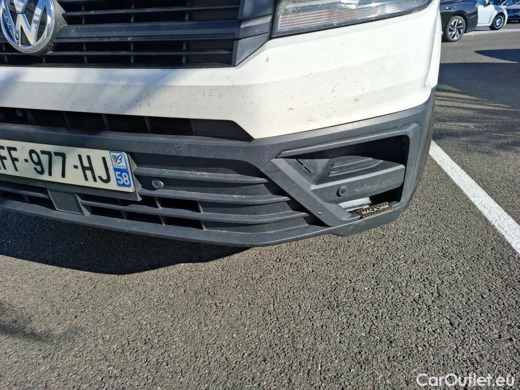  Volkswagen  Crafter  Fourgon Fourgon 35 mittlerer Radstand mit Hochdach FWD 2.0 140CV BVM6 #8