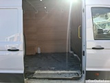  Volkswagen  Crafter  Fourgon Fourgon 35 mittlerer Radstand mit Hochdach FWD 2.0 140CV BVM6 #9