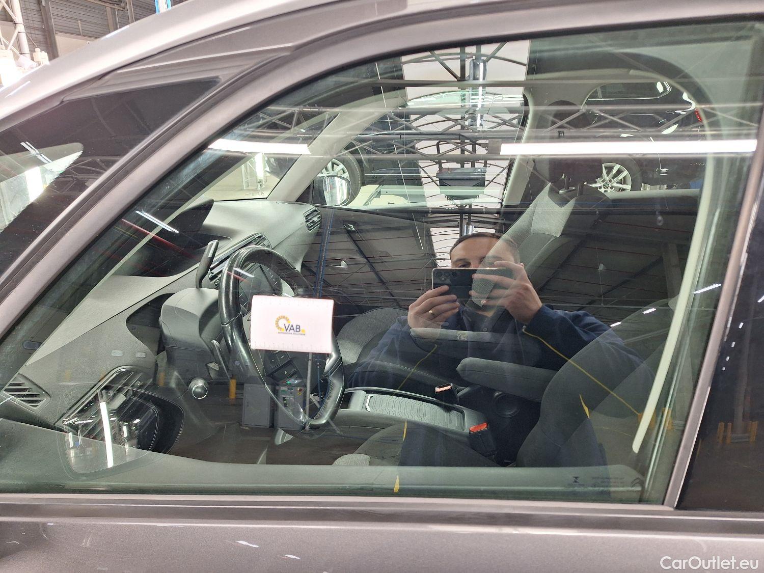  Citroen  C4 Grand Picasso Citroën, Gr.C4 SpaceT. FL'16, Citroën Grand C4 Spacetourer 1.5 BlueHDi 130 S&S E #38