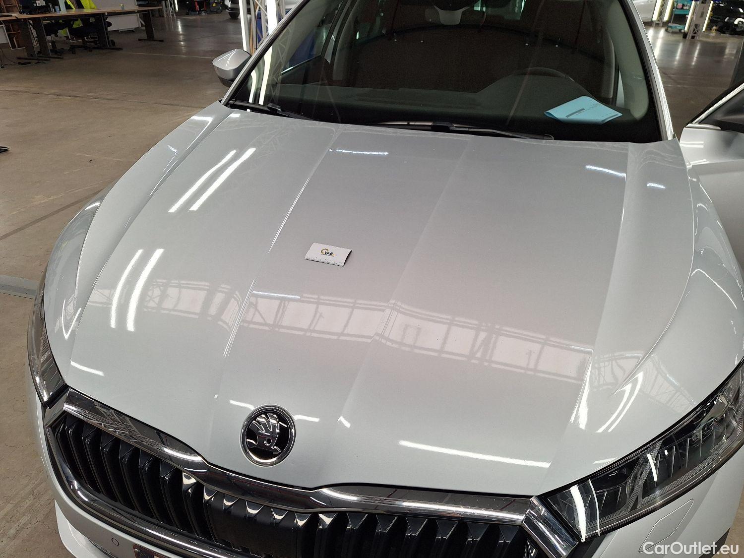  Skoda  Octavia Skoda,  Combi '20, Skoda  Combi 2.0 CRTDI 85kW Style 5d #33