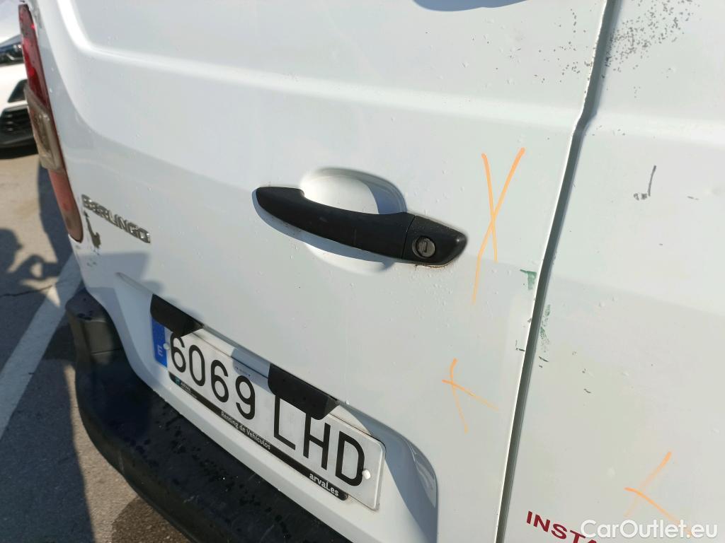 Citroen  Berlingo CITROEN  / 2018 / 3P / furgón derivado de turismo Talla M BlueHDi 100 CONTROL (AC) #11