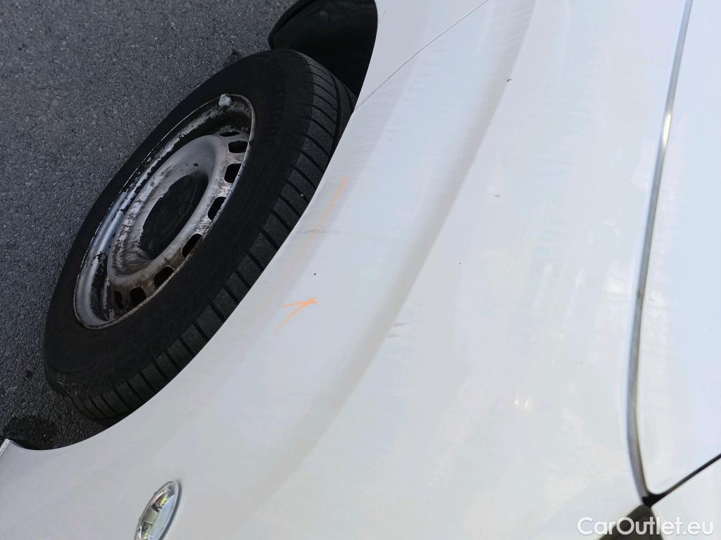  Citroen  Berlingo CITROEN  / 2018 / 3P / furgón derivado de turismo Talla M BlueHDi 100 CONTROL (AC) #28