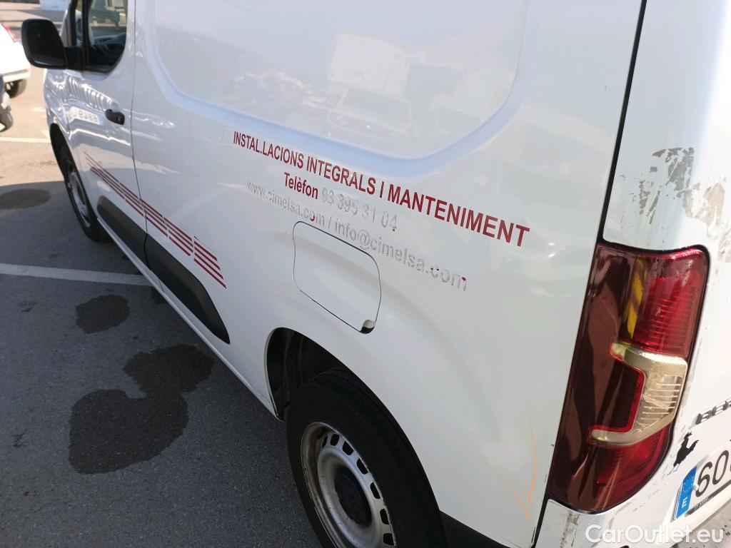 Citroen  Berlingo CITROEN  / 2018 / 3P / furgón derivado de turismo Talla M BlueHDi 100 CONTROL (AC) #3