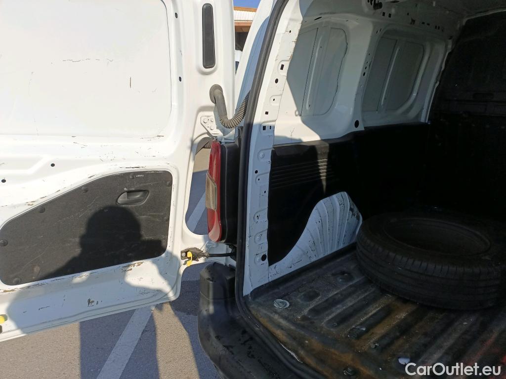  Citroen  Berlingo CITROEN  / 2018 / 3P / furgón derivado de turismo Talla M BlueHDi 100 CONTROL (AC) #7