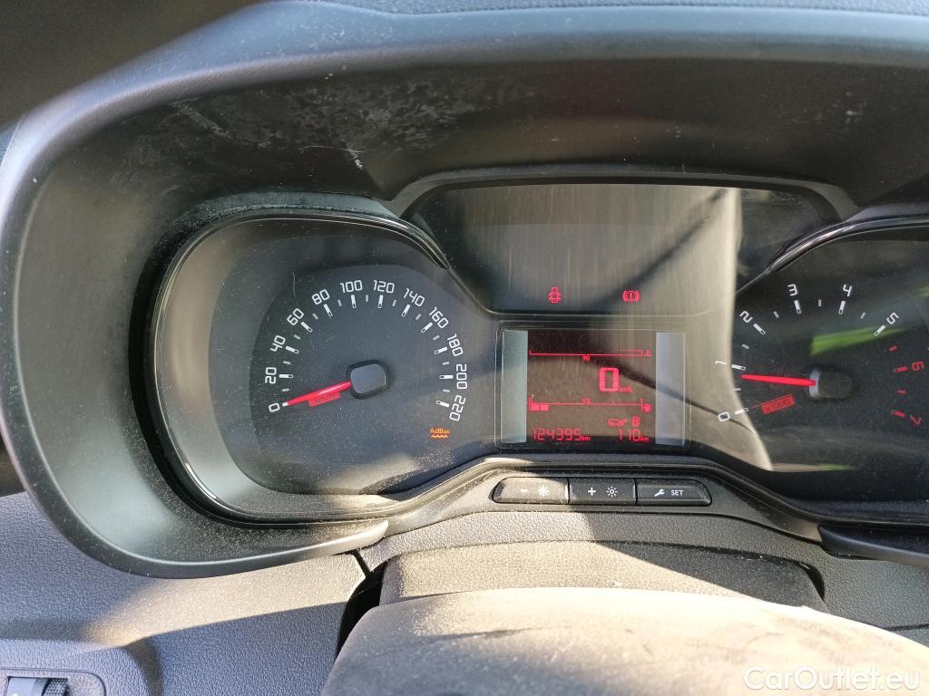  Citroen  Berlingo CITROEN  / 2018 / 3P / furgón derivado de turismo Talla M BlueHDi 100 CONTROL (AC) #48